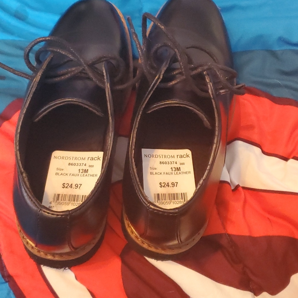Black faux leather shoes size 13m